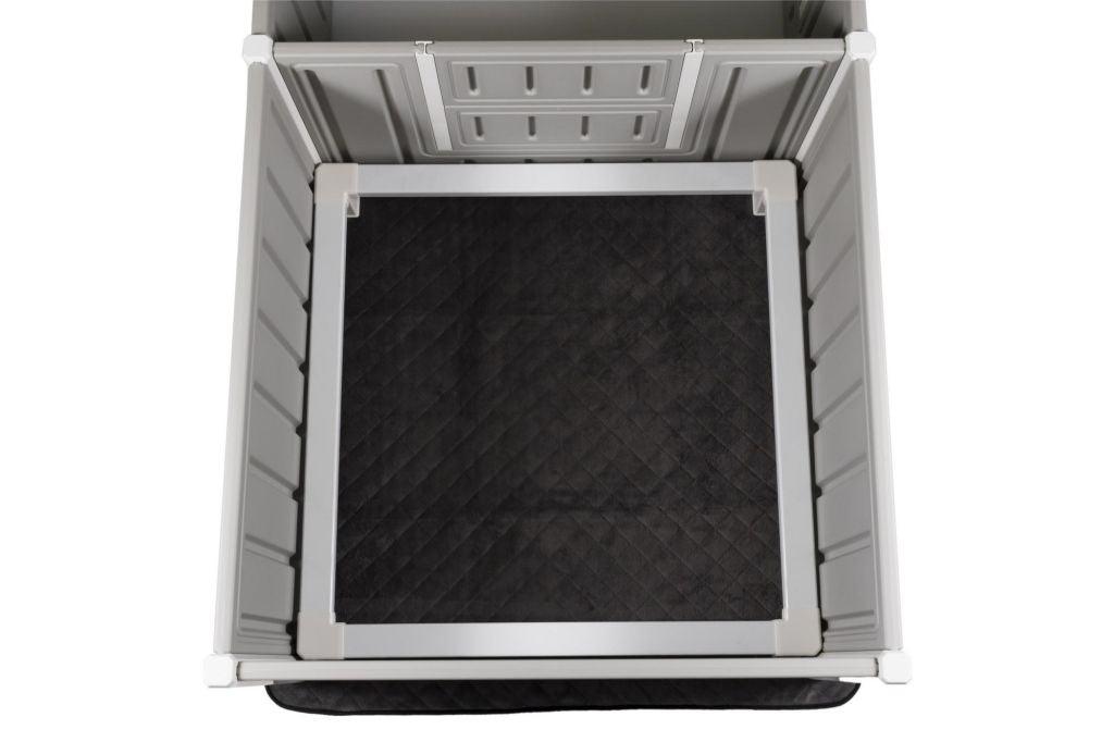 Artemis Whelping Box Plus with Step Rail- 22" High - 80"x40"